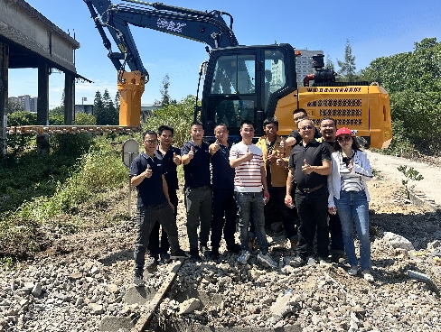 รถขุดรางรถไฟ: ขับเคลื่อนการพัฒนาโครงสร้างพื้นฐานทางรถไฟระดับโลก